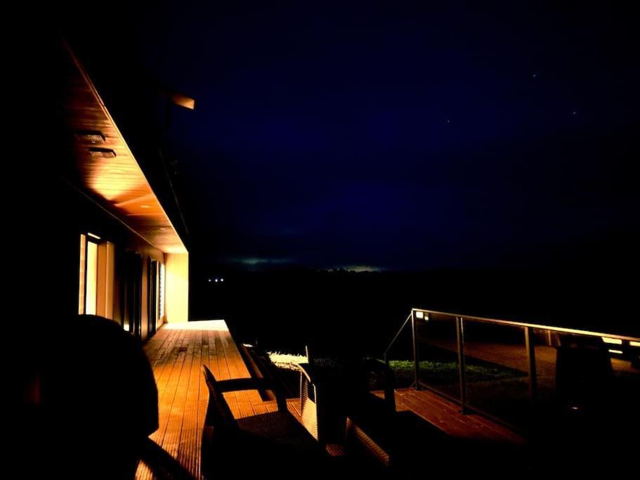 Luxury Absolute Ocean View Lodge Waverley Exterior photo